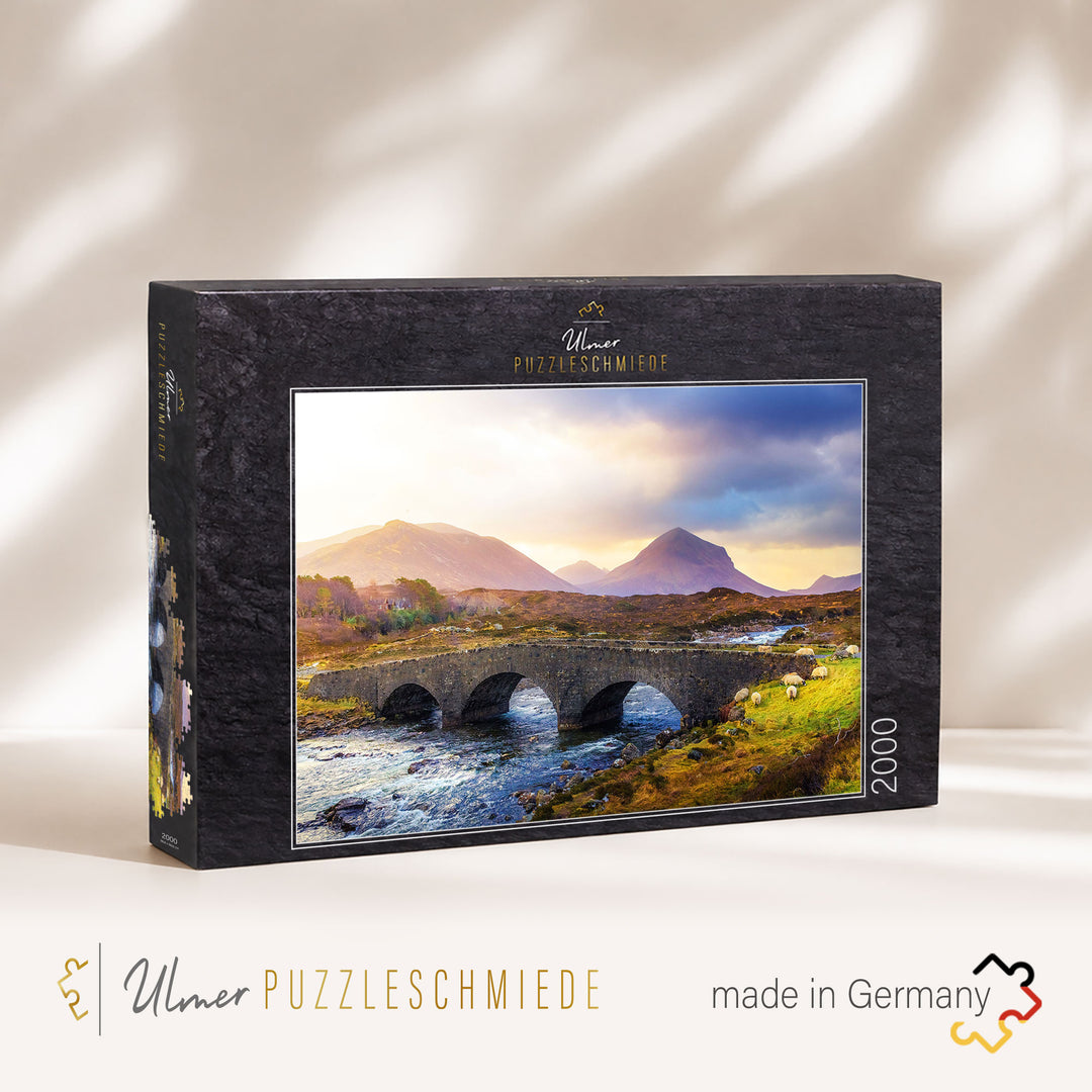 Puzzle 2000 Teile "Sligachan Bridge"